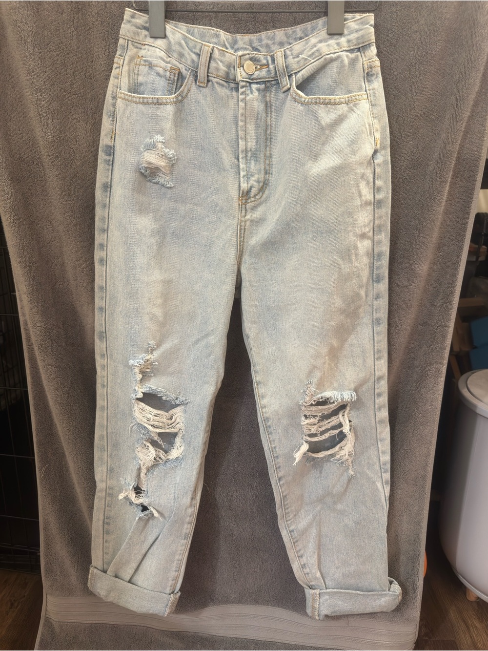 Shein Light Wash Distressed Women’s Jeans